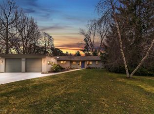 842 Lantern Hill Dr, East Lansing, MI 48823