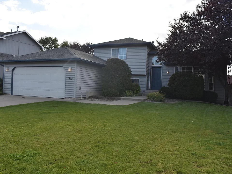 1215 N Stevenson Rd