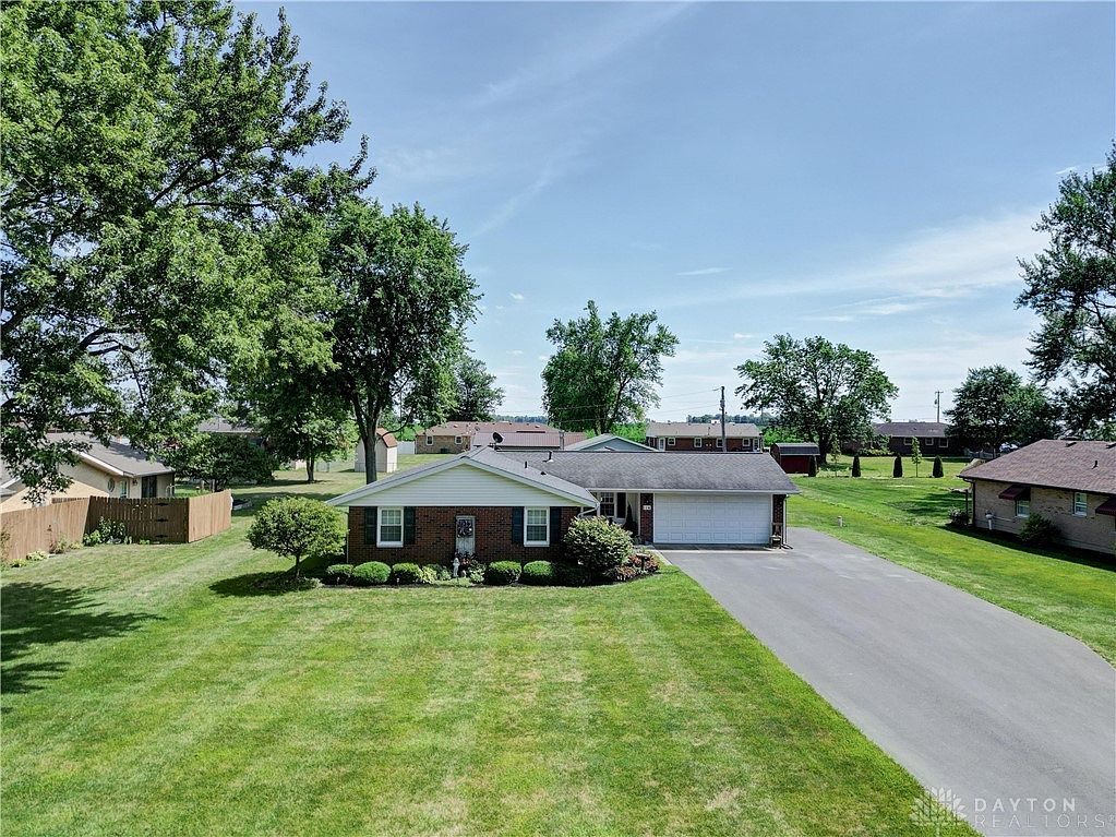 114 Merrie Ln, Pitsburg, OH 45358 Zillow