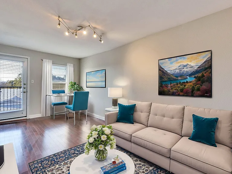 2020 S Congress Ave #1316 — Photo 2
