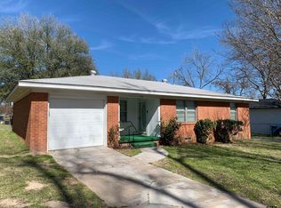 104 Rosedale Dr, Athens, TX 75751