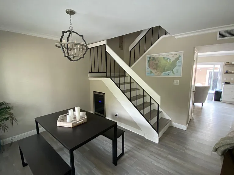 148 Lawnview Cir — Photo 6