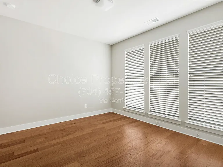 1575 Duckworth Ave — Photo 15