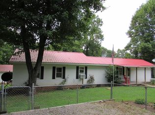 6566 Bryant St, Hickory, NC 28602