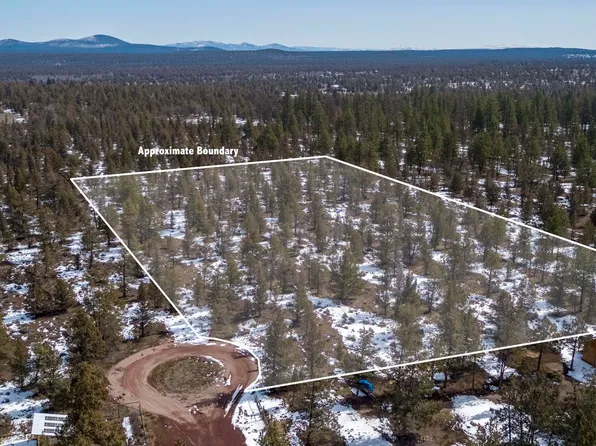 17515 Ivy Ln, Sisters, OR 97759