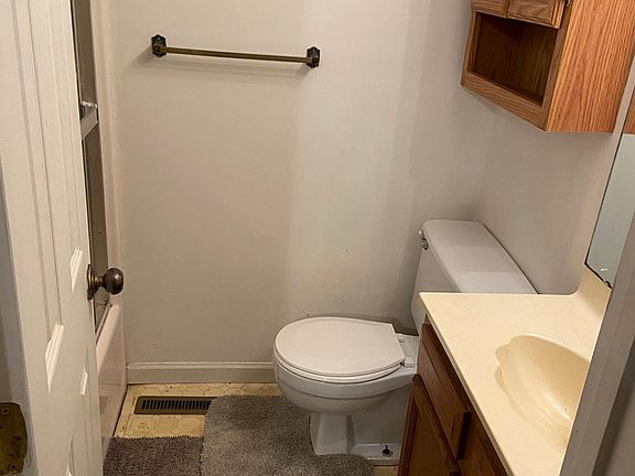 2nd image of 807 Whispering Way