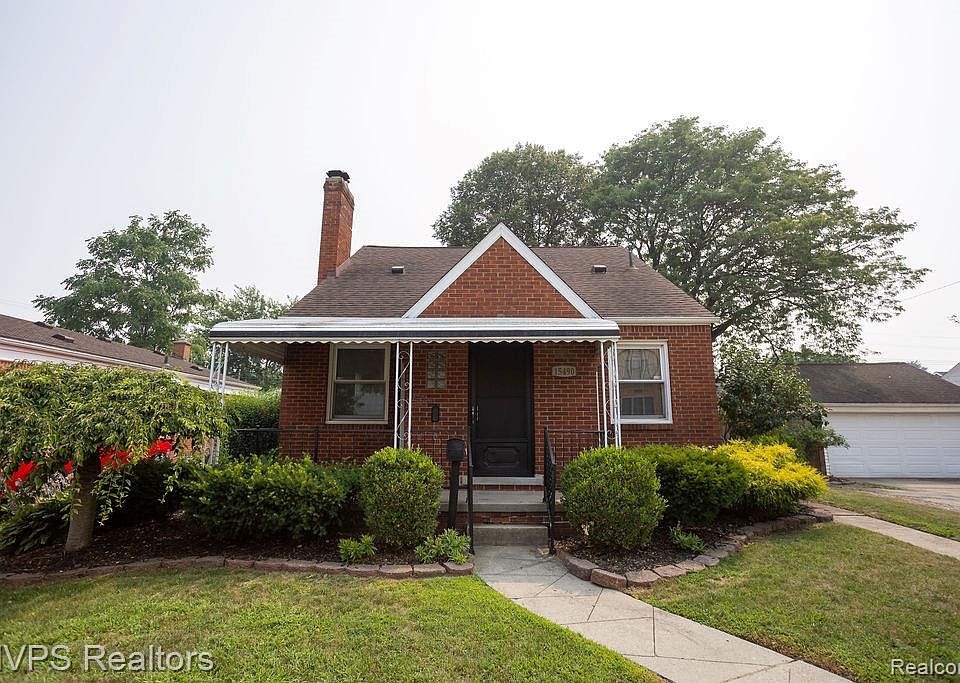 1st image of 15490 Couzens Ave
