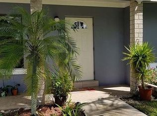 1525 Alhambra Dr, Fort Myers, FL 33901