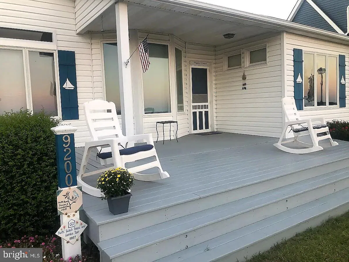 2 bed, 1.0 bath, 936 sqft, $3,000 — Photo 4