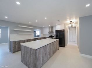 11041 NW 21st St, Hollywood, FL 33026