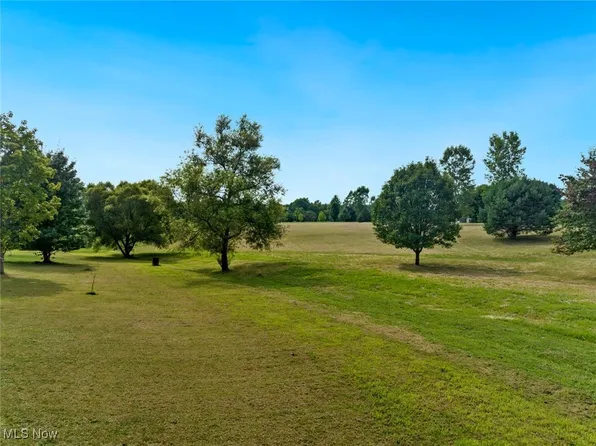 1960 Muntz Rd, Valley City, OH 44280