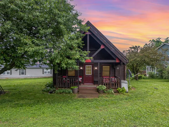 11118 Cedar St, Brookville, IN 47012