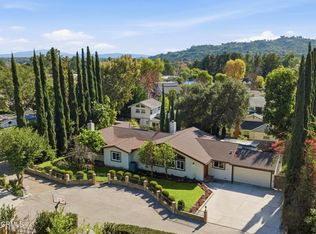616 Groveview Ln, La Canada Flintridge, CA 91011
