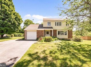 12 Andover Dr, Exton, PA 19341