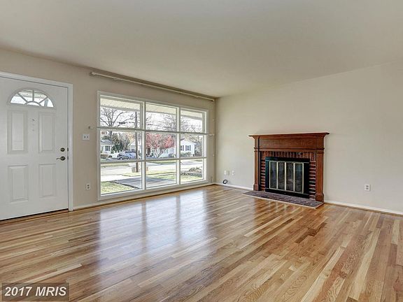 4th image of 1008 Neal Dr