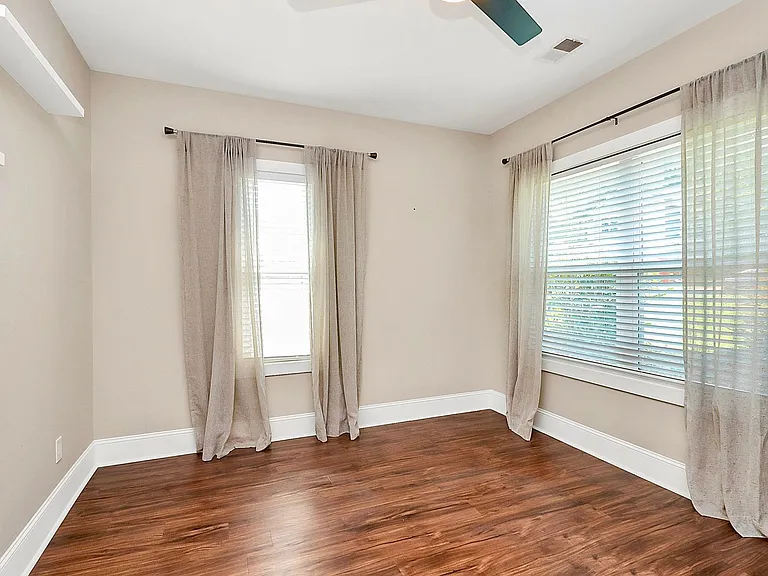 2508 Booker Ave — Photo 19