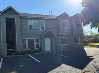1385 SE 8th Pl UNIT B, Hermiston, OR 97838