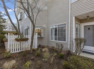 21 Tory Ct, Bedminster, NJ 07921
