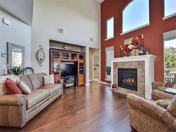 4th image of 9416 Bing Cherry Ln