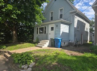 551 Bratnober St, Waterloo, IA 50703