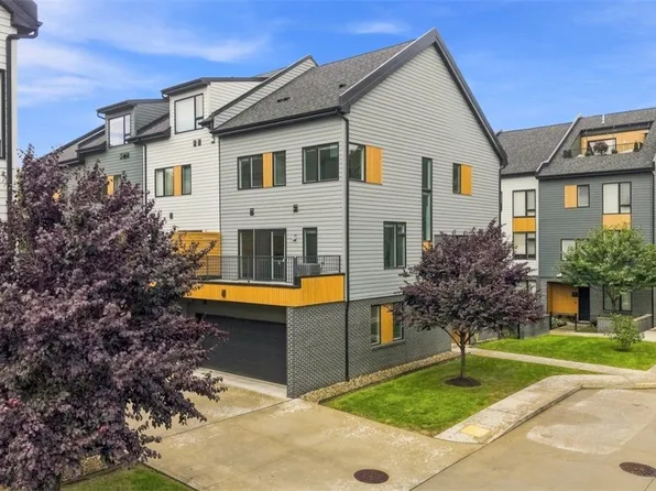 5571 Berlin Way, Pittsburgh, PA 15201