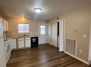 121 Estate Ln #4, Reeds Spring, MO 65737