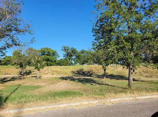 68 Eagle View Rd, Eagle Pass, TX 78852