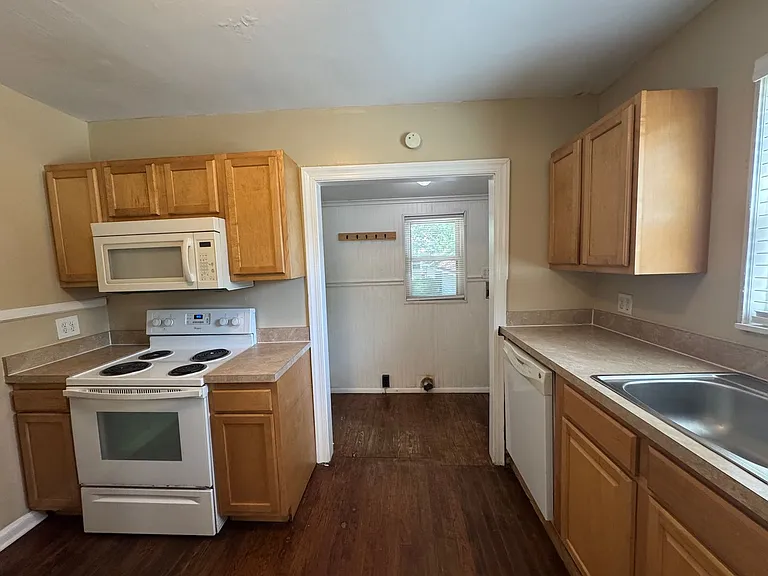 3609 Dellwood Ave — Photo 15