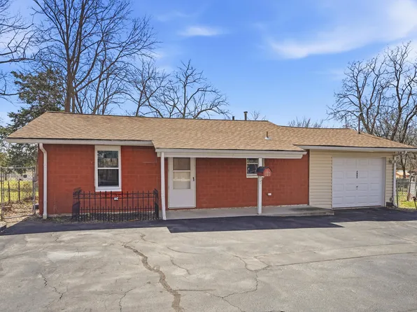 400 Auburn Ln, Columbia, MO 65203