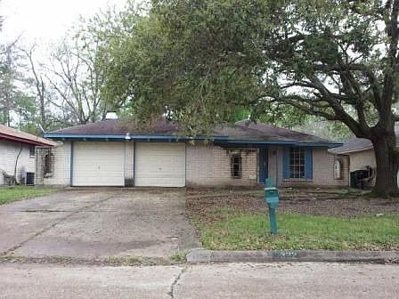 1st image of 9322 Jaywood Dr