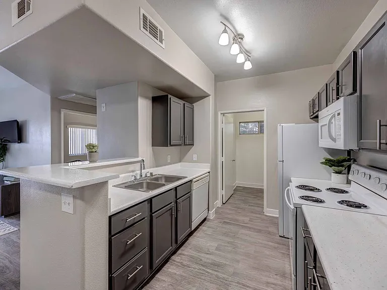The Solena Apartments — Photo 10