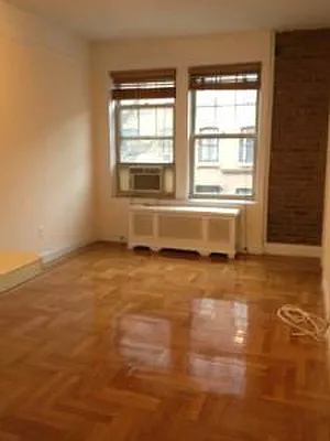 Rented by Magnum Realty Holdings, LLC | media 21