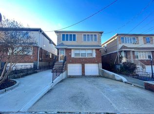 1122 130th St FLOOR 2, College Pt, NY 11356