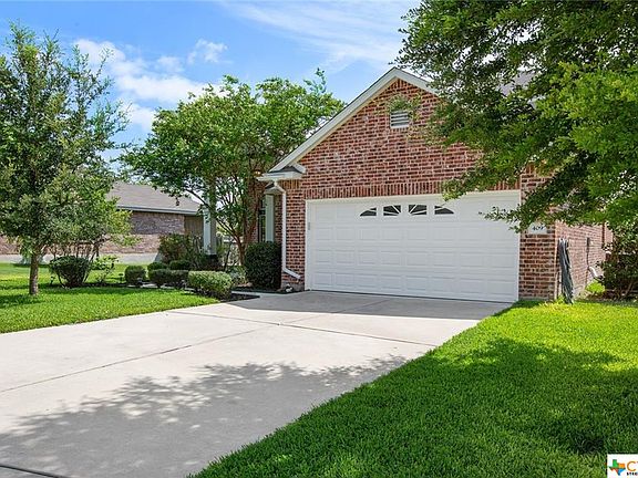 2nd image of 409 Weeping Willow Dr