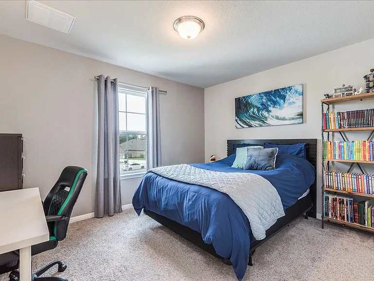 125 Groesbeck Ln — Photo 26