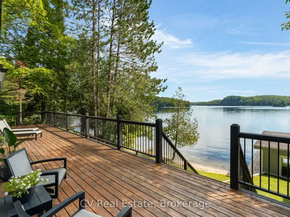 1017 White Pine Rd, Lake Of Bays, ON P1H 2J3