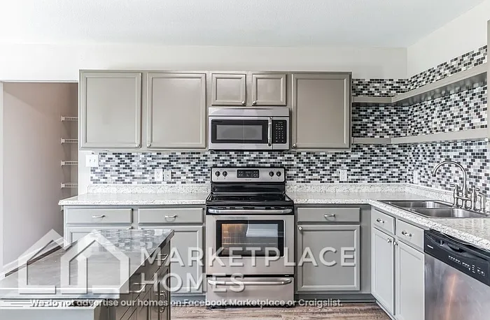 29946 Glenrose Way — Photo 9