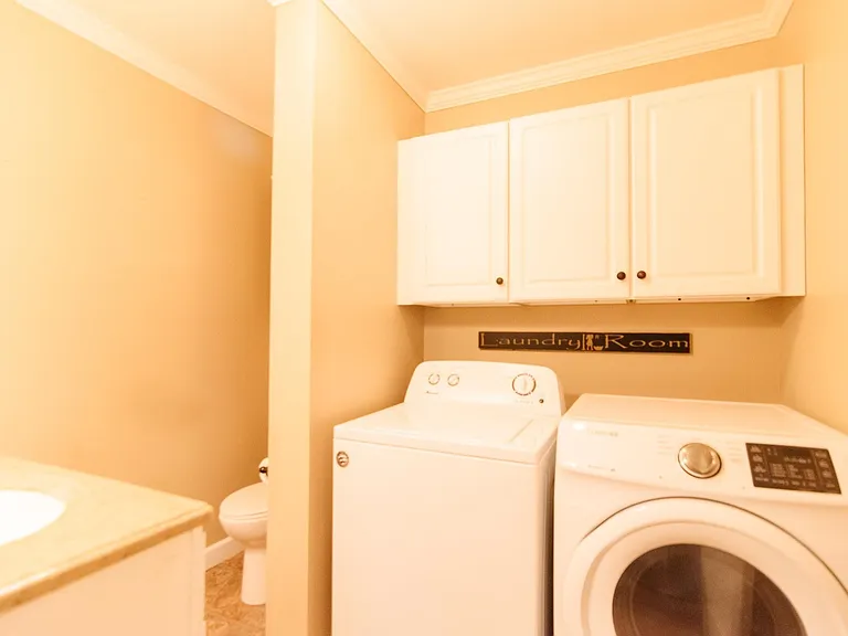 214 Hamby Ave — Photo 22