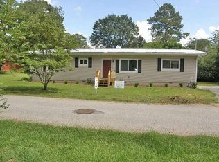 106 3rd St, Bowdon, GA 30108