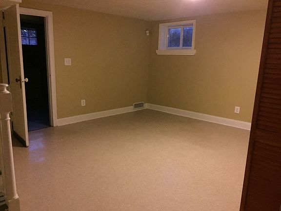 Bedroom View 1 (Walk in Basement)