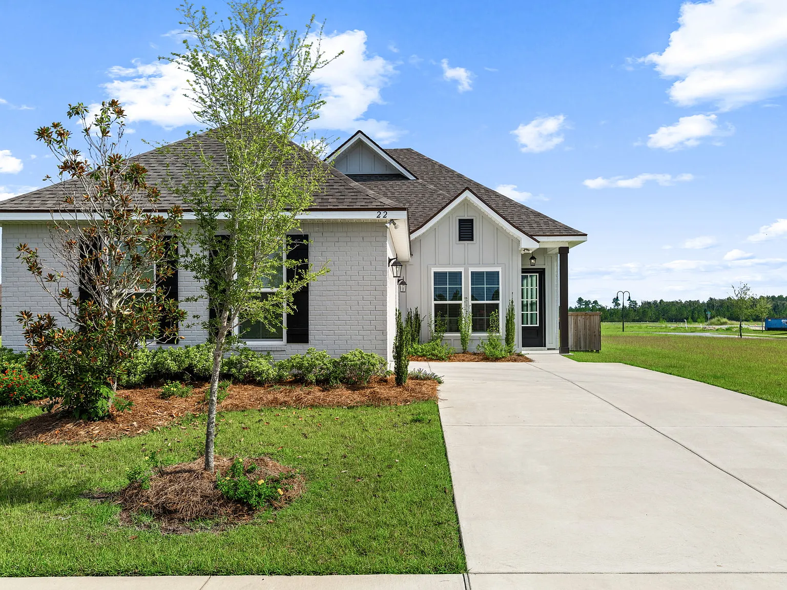 4 bed, 2035 sqft, $2,800 — Photo 3