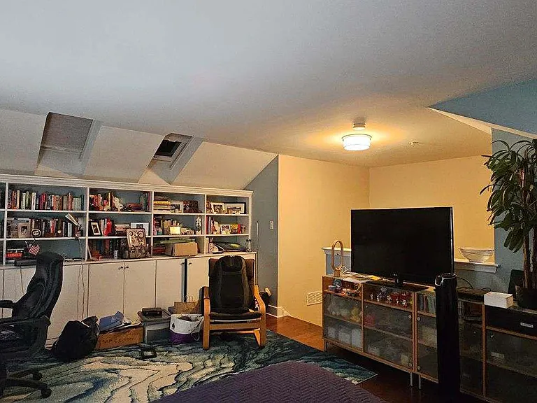 805 Rosehill Dr — Photo 26