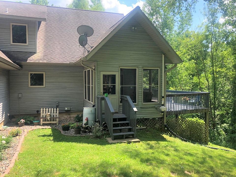 2nd image of N2060 Cedar Ct