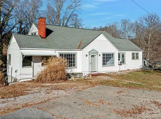 590 Greenwood Rd, Spruce Pine, NC 28777