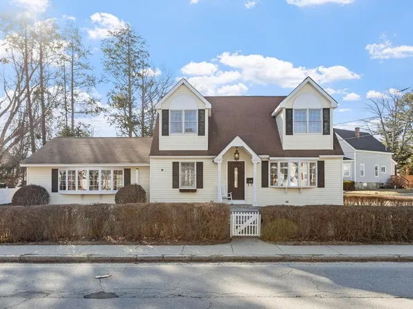 16 Green St, Methuen, MA 01844