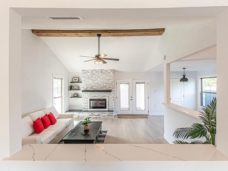 3907 Chase Cir — Photo 9