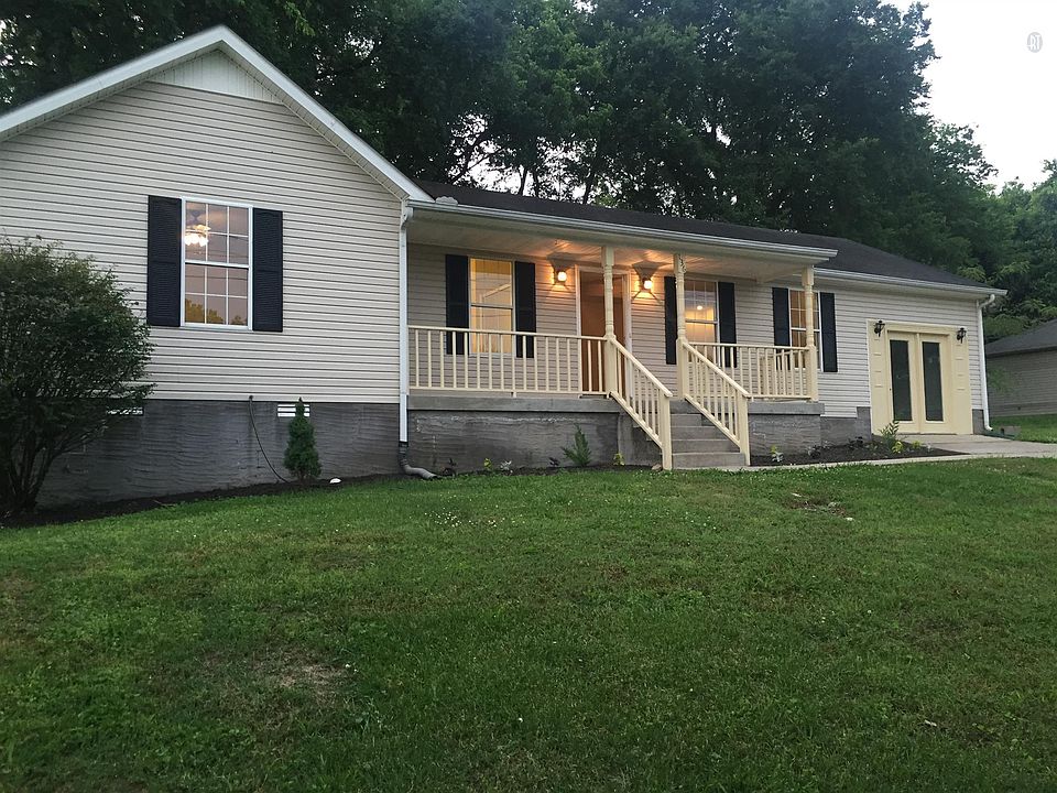 1st image of 136 Branford Dr