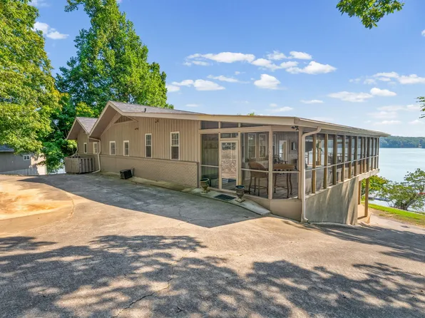 285 Bayview Dr, Eddyville, KY 42038