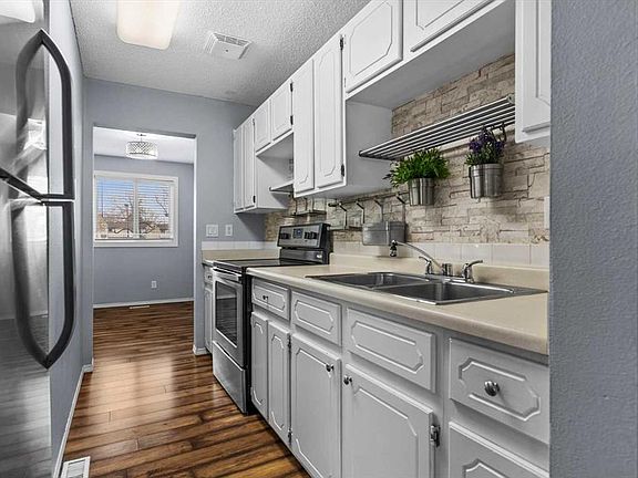 4th image of 2727 N Rundleson Rd NE #80