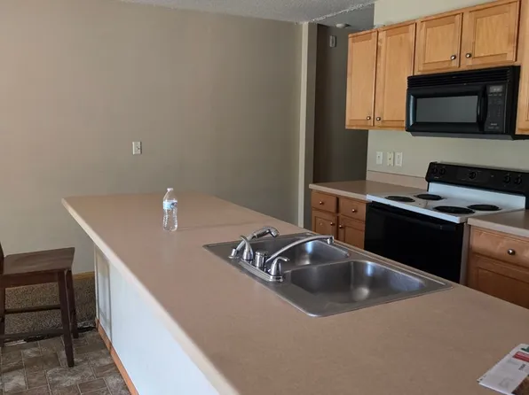 Aspen Heights, 303 S Cleveland Ave #104, Sioux Falls, SD 57103